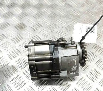 Mercedes-Benz Sprinter W907 W910 Oil pump A6541812200 A6541802501