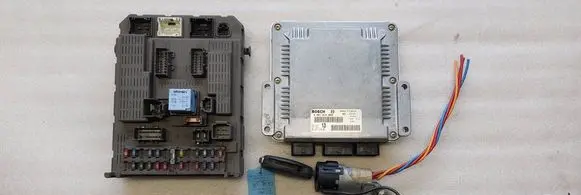 Citroen C5 Engine ECU kit and lock set 0281010808 9644721000 9645352980