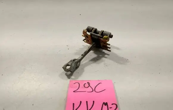 Renault Laguna II Front door lock loop/hook striker 8200385349