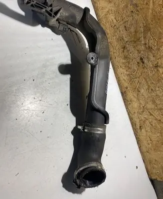 Volkswagen Golf VI Intercooler hose/pipe 1K0145770
