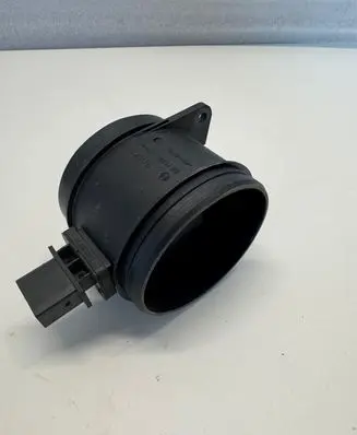 BMW X3 E83 Mass air flow meter 0281002936