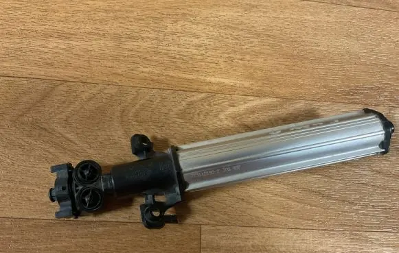 Ford C-MAX II Headlight washer spray nozzle 2308457 73110190