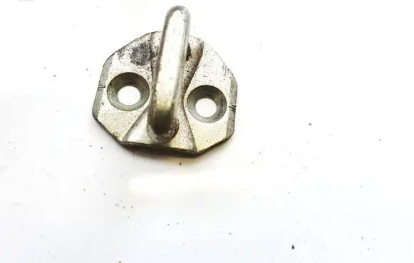 Fiat Croma Front door lock loop/hook striker g7421