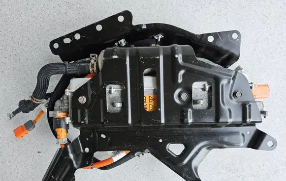 Jeep Grand Cherokee WL Electric battery heater 68400740AC
