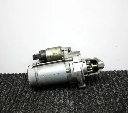 BMW 6 F06 Gran coupe Starter motor 7612815
