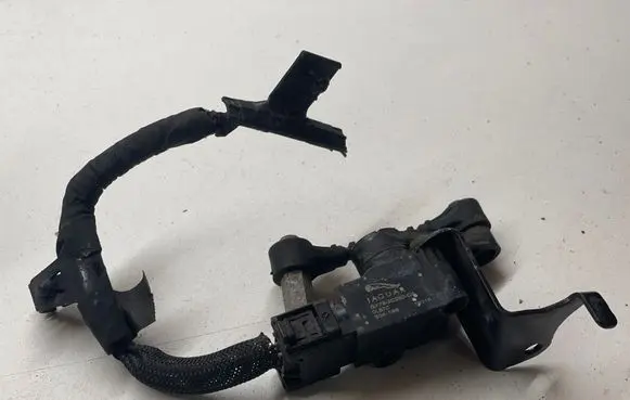 Jaguar F-Pace Headlight/headlamp level sensor GX733C280CA 19016 304196