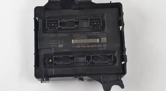 Audi A6 S6 C7 4G Comfort/convenience module 4H0907064BN 5DK01056502 00002001B