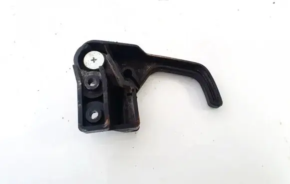 Volkswagen PASSAT B5 Engine bonnet (hood) release handle 3a1823533