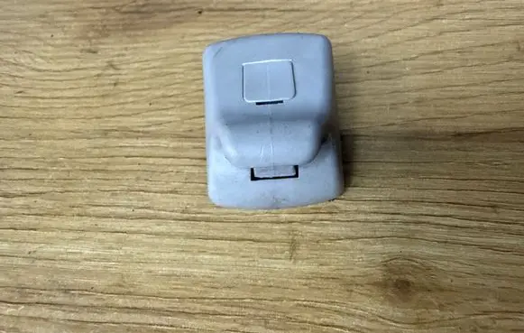 Ford Mondeo MK IV Sun visor clip/hook/bracket