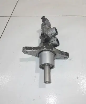 Renault Master III Master brake cylinder NOCODE