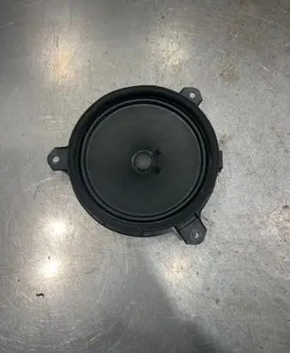 Subaru Trezia Rear door speaker 