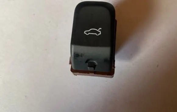 Audi A6 S6 C7 4G Tailgate opening switch 4H0959831A