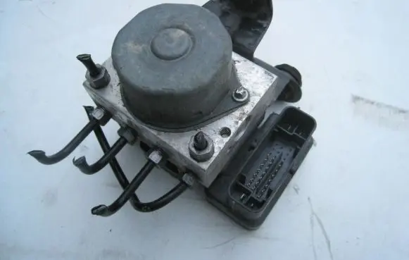 Volkswagen Polo V 6R ABS Pump 6R0907379AQ