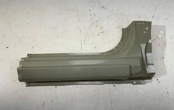Suzuki Swift III Sill 012141f11