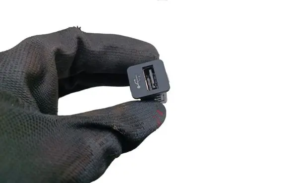 BMW 5 F10 F11 USB socket connector 61319167196