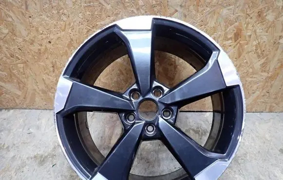 Audi Q2 - R16 alloy rim 81A601025M