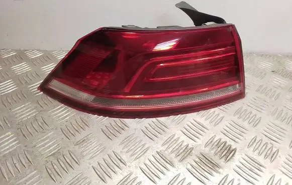 Volkswagen PASSAT B8 Rear/tail lights 3G5945095C