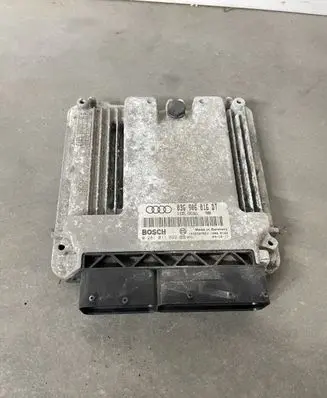 Audi A3 S3 8P Engine control unit/module 0281011892 03G906016DT