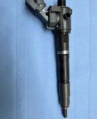 Volvo S90, V90 Fuel injector 31336878