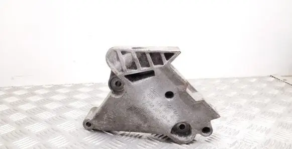 Audi A3 S3 A3 Sportback 8P Engine mounting bracket 03G199207G
