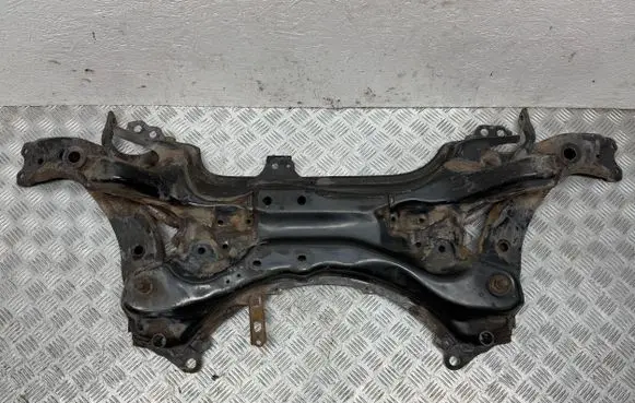 Toyota Auris 150 Front subframe 5120102101 5120102102