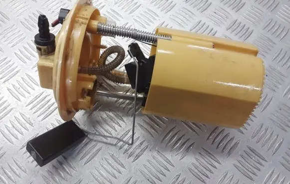Alfa Romeo 159 Mechanical fuel pump 50508454