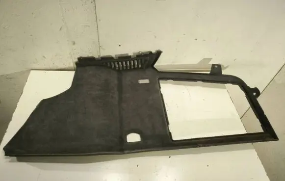Volkswagen Phaeton Trunk/boot lower side trim panel 3D5867427C