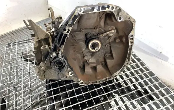 Renault Kangoo II Manual 5 speed gearbox 8200508897