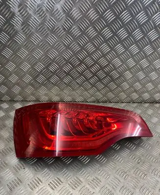 Audi Q7 4L Rear/tail lights 4L0945093F