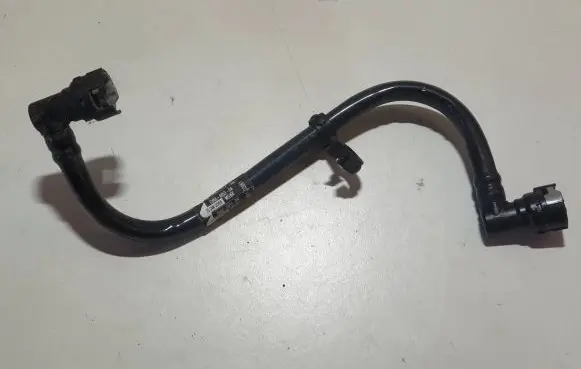 Breather/breather pipe/hose
