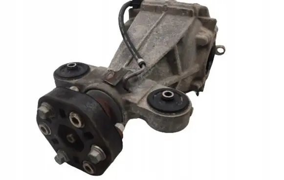 Infiniti Q50 Rear differential