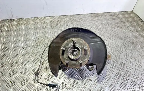 Honda CR-V Front wheel hub