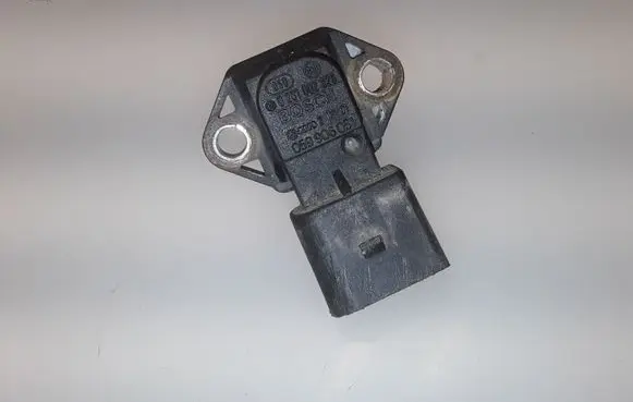 Audi A6 S6 C5 4B Air pressure sensor 0281002326 059906051
