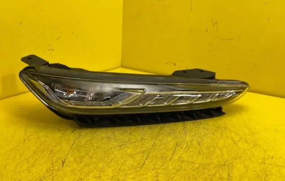 Hyundai Kona I Headlight/headlamp 85456-0845