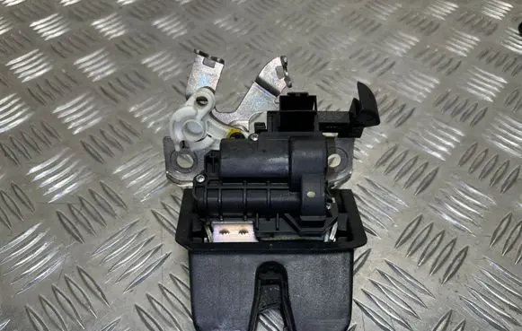 Volkswagen PASSAT B8 Tailgate/trunk/boot lock/catch/latch 3G0827505C