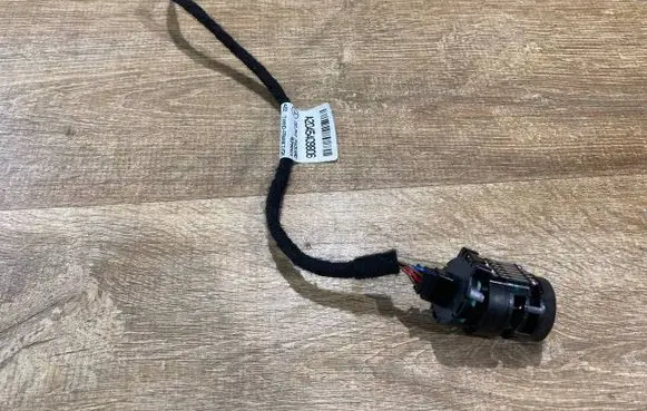 Mercedes-Benz E C207 W207 Interior temperature sensor A2045409806 2045409806