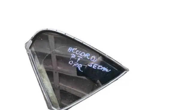Honda Accord Rear vent window glass 