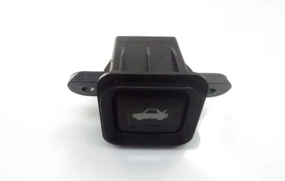 Honda CR-V Tailgate opening switch M08525