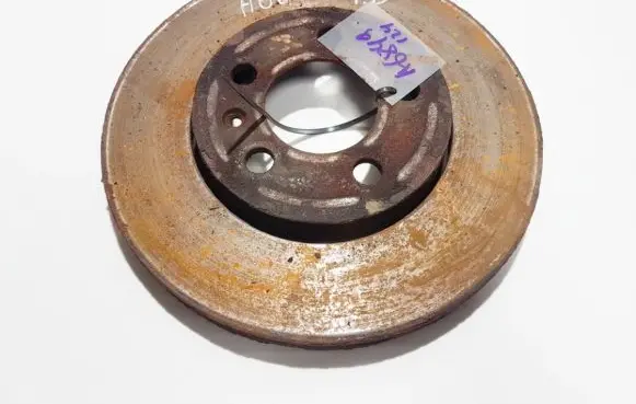 Volkswagen Polo IV 9N3 Front brake disc ventiliuojamas