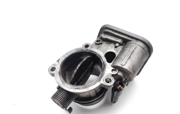 BMW 3 E90 E91 Electric throttle body valve 7804373 780437301