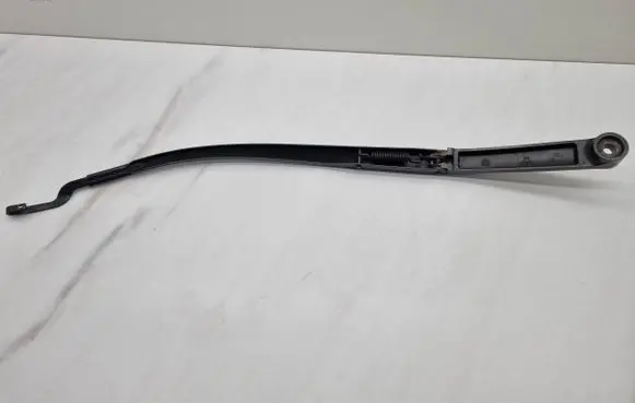 KIA Ceed Front wiper blade arm
