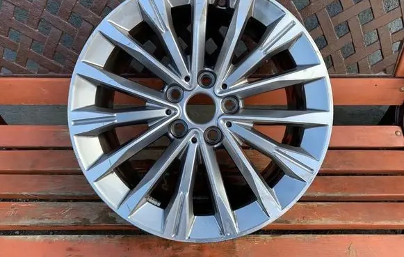 BMW 1 F40 R17 alloy rim 