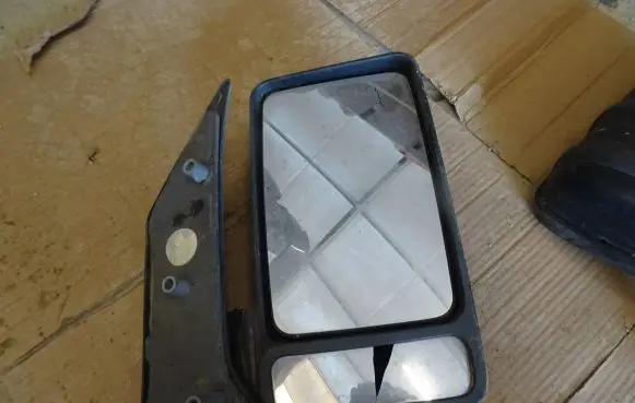 Iveco Daily 30.8 - 9 Front door electric wing mirror E30156267