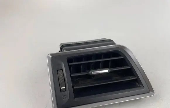 Subaru Outback (BS) Dashboard side air vent grill/cover trim 66110AL02A