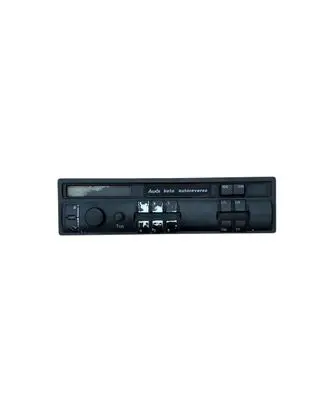 Audi A4 S4 B5 8D Radio/CD/DVD/GPS head unit 4D0035152 V04389
