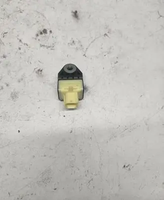 Toyota RAV 4 (XA40) Airbag deployment crash/impact sensor 8983133050