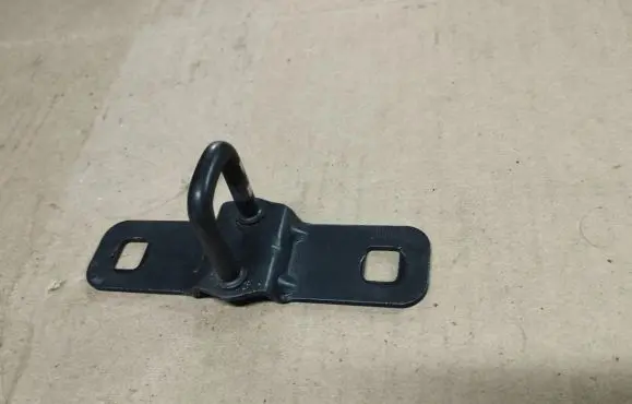 Jeep Renegade Trunk lock loop B805