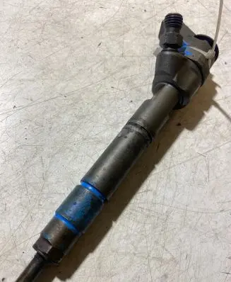 Mercedes-Benz E W211 Fuel injector A6400700787