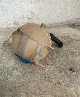 Volkswagen Beetle A5 Coolant expansion tank/reservoir 5c0121407
