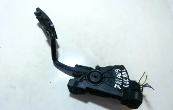 KIA Ceed Accelerator throttle pedal 15268225 7604122